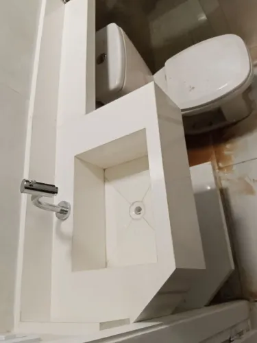 Pias esculpida de porcelanato