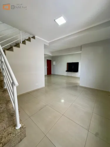 Duplex em Vila Guilhermina - Praia Grande, SP
