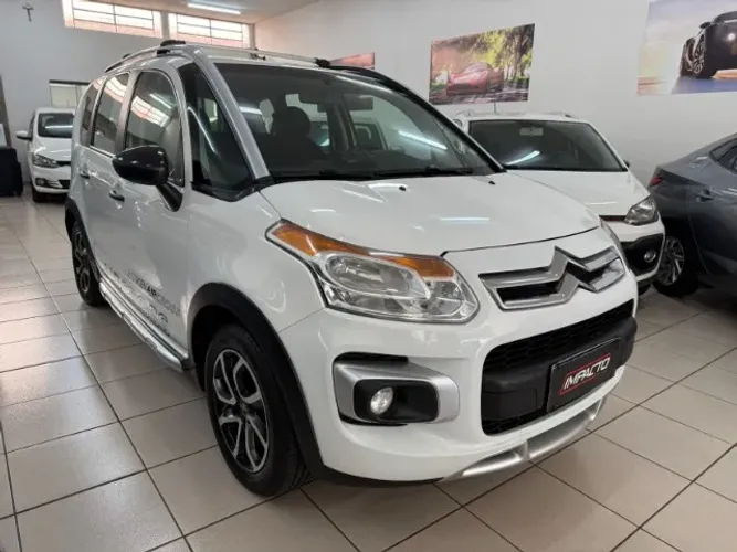 Citroen Aircross GLX 1.6 Flex 16V 5P Mec. 2013
