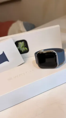 Apple Watch Series 11 GPS + Cellular 42mm Prata + Pulseira Solo Loop Azul 
