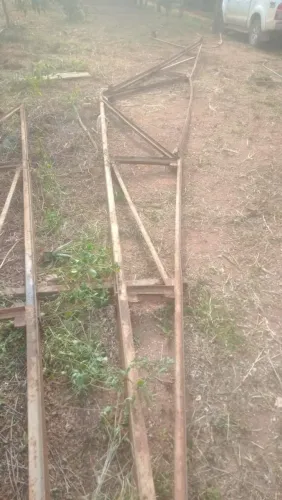 Estrutura de ferro para telhado completa treliças e tesouras
