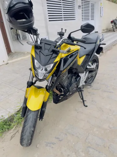 ? HONDA CB 300F TWISTER ABS 2024 ? 25.000 KM