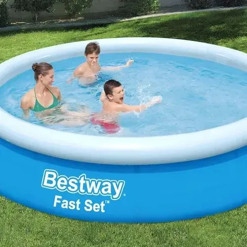 Vendo piscina BESTWAY 3,800 L