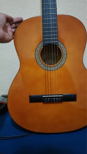 Violão em ótimo estado