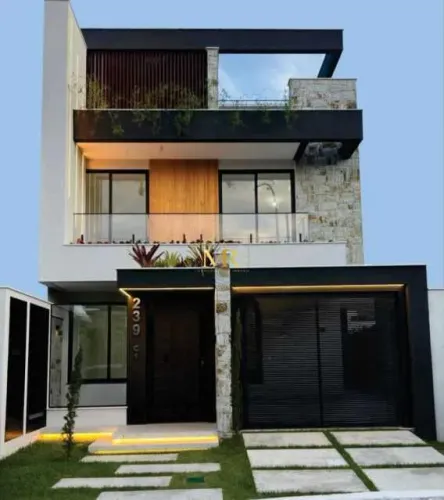 Casa Triplex de Alto Padrão à Venda - 440 m² - Riviera Del Sol - 5 Suítes, Elevador, Pisci