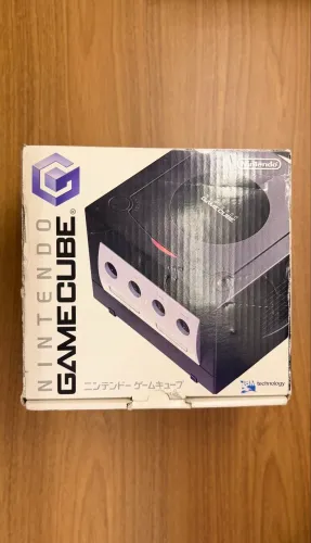 Nintendo Game Cube na Caixa com 4 jogos