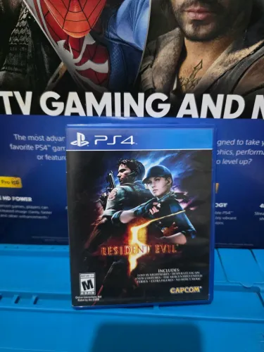 Resident Evil 5 - Ps4 Seminovo 