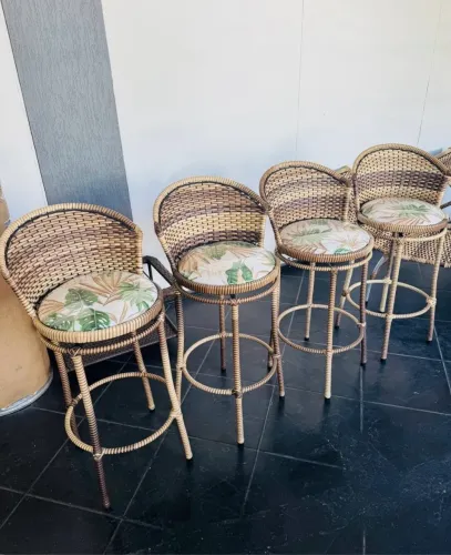 Banqueta Banquetas de fábrica