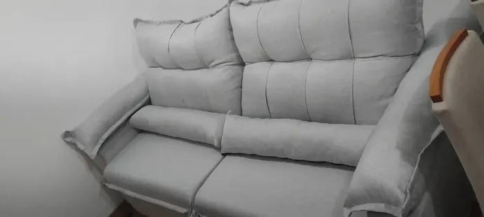 Sofá retrátil 1,50 por 1,80