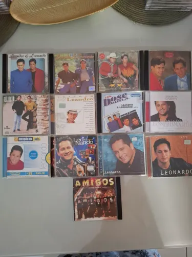 Cds Leandro e Leonardo