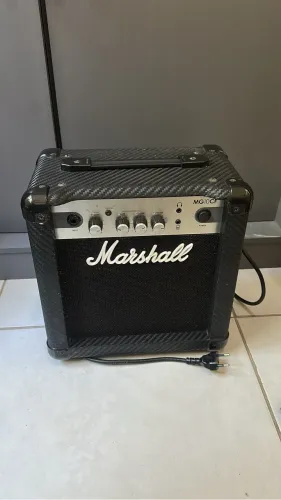Amplificador guitarra marshall mg10cf