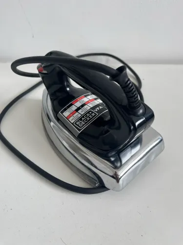 Ferro de passar black&decker