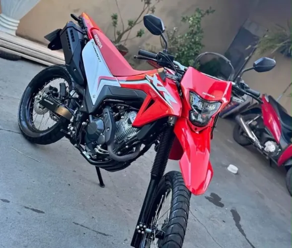 Tornado 300