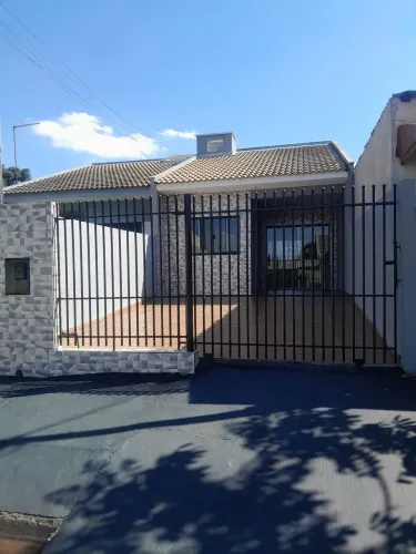 VENDO CASA GEMINADA USADA QUITADA