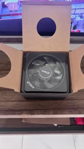 AIR Cooler AMD Wraith prism