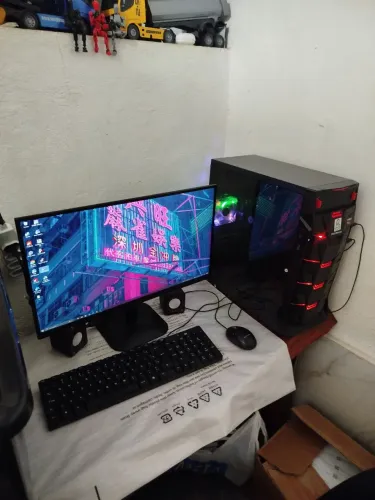 Vende-se pc para estudos e trabalho 