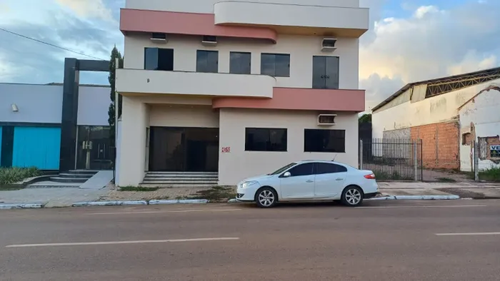 Edifício monousuário para venda em Centro, 184m²