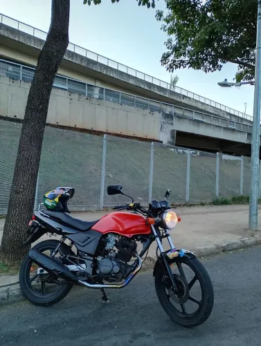 Vendo CBX 200 Strada 5.500