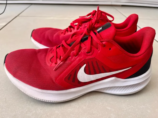 Tênis Nike Downshifter tamanho 41