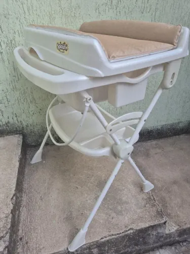 Banheira com suporte