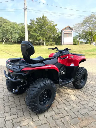 Quadriciclo Can-Am Outlander 700 Max , ano 2024
