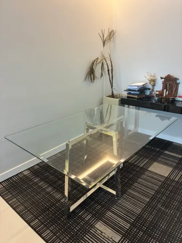 Mesa de jantar com base inox + 4 cadeiras