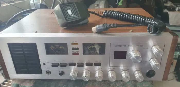 Rádio PX Lafayette SSB-140 sem audio, tx e rx ok