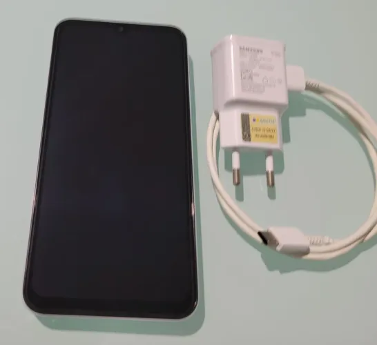 Celular Semi Novo