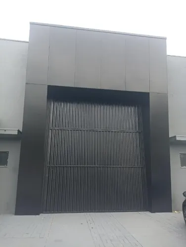 BARRACÃO COMERCIAL LOCADO / 255m² / MARINGÁ-PR