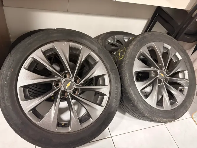 Jogo de roda Original Cruze/ aro 17