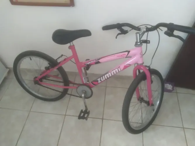 Vendo bicicleta por 300 reais 