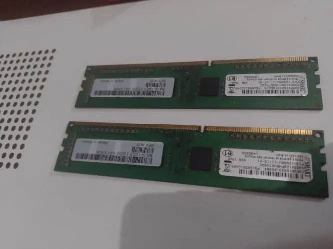 Memória 8gb ddr3 para pc. 2 pentes de 4gb DDR3