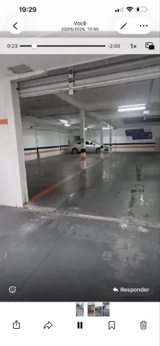 Vendo/alugo/aceitamos parceria galpão/lojao/prédio com 2 pisos no centro de Cabo Frio