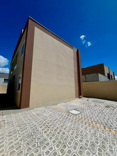 Imóvel para venda possui 50 metros quadrados com 2 quartos em Barrocão - Itaitinga - CE