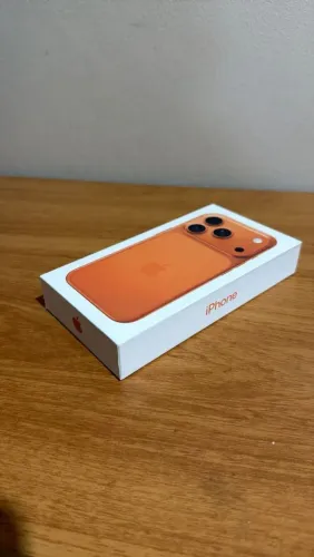 iPhone 17 PRO LACRADO 256GB. Comprado nos EUA