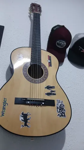 Vendo Violão nylon