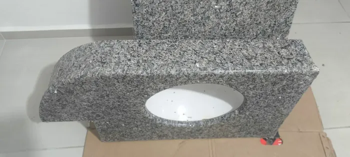 Pia e bancada em granito