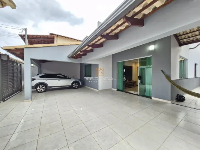 CASA A VENDA NO BAIRRO SÃO JOSÉ 03 QUARTOS 01 SUITE, SALA, VARANDA, 03 VAGAS