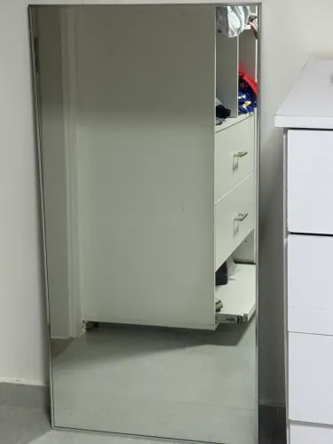 VENDE-SE ESPELHO ZERADO PARA CLOSET 