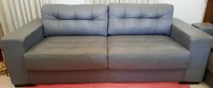 Sofá de couro