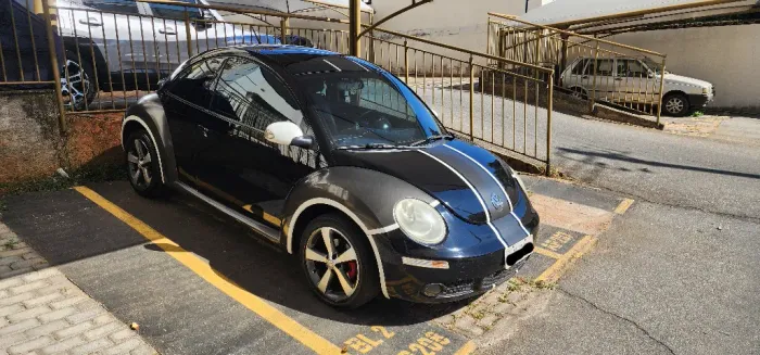 Volkswagen New Beetle 2.0 MI Mec./aut. 2010