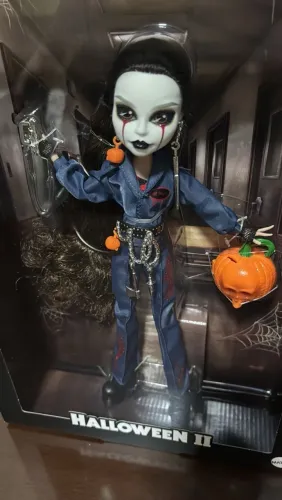 Monster High Michael Myers reservada