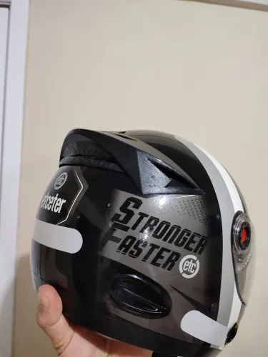 Capacete etc novo, usado 1 vez