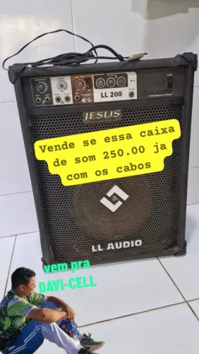 Caixa de som LL Áudio 
