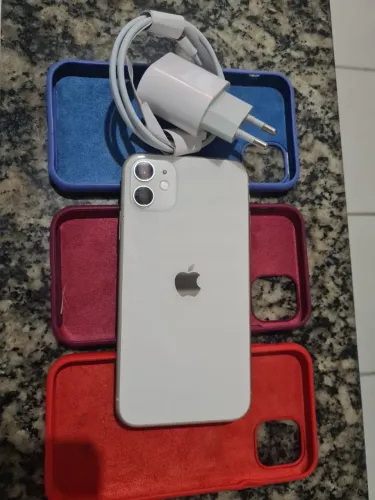 Vendo IPhone 11 128g