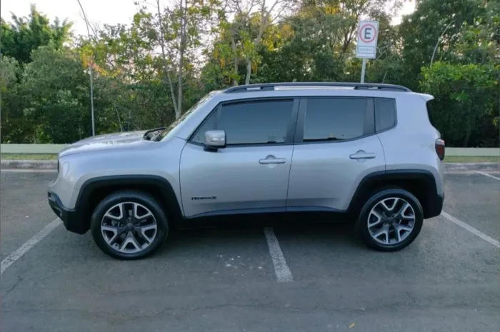 Jeep Renegade Longitude 1.8 4X2 Flex 16V Aut. 2020