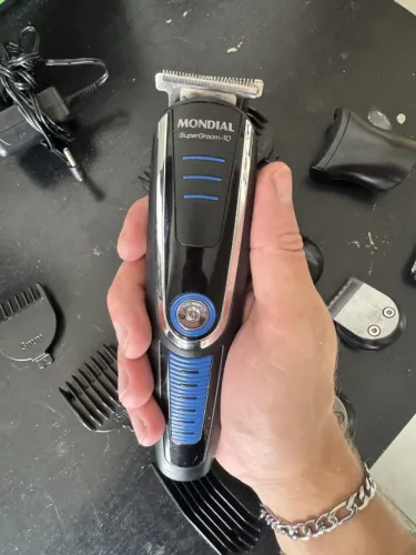 Aparador de pelos Mondial SuperGroom 10 em 1 (BG-03) com acessorios