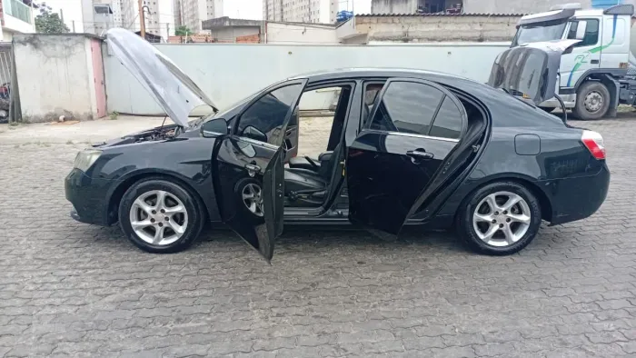 Geely EC7 1.8 16V 130cv 4P Mec. 2014