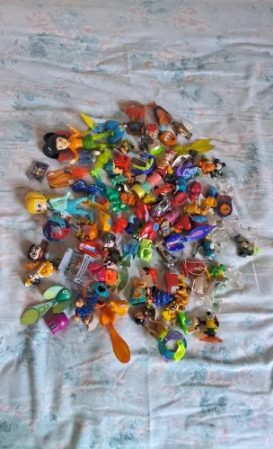 Lote de brinquedos MINIATURAS Kinder Ovo