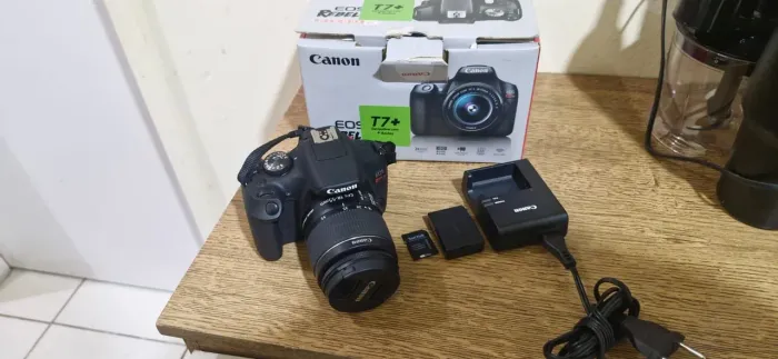 Câmera canon T7